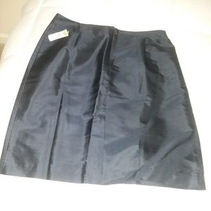 Black silk skirt size 14 brand new